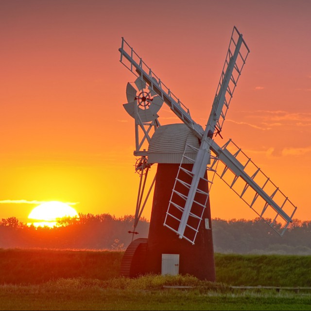 Ashtree Farm Windmill 1440x960