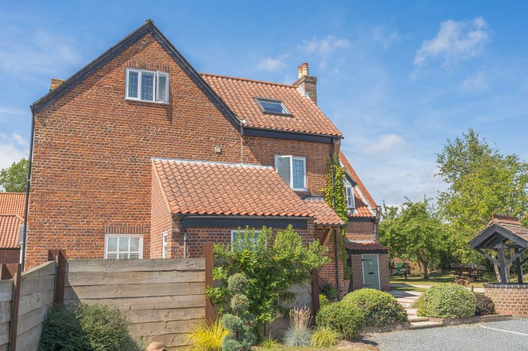 Lower Wood Farm - The Cottage