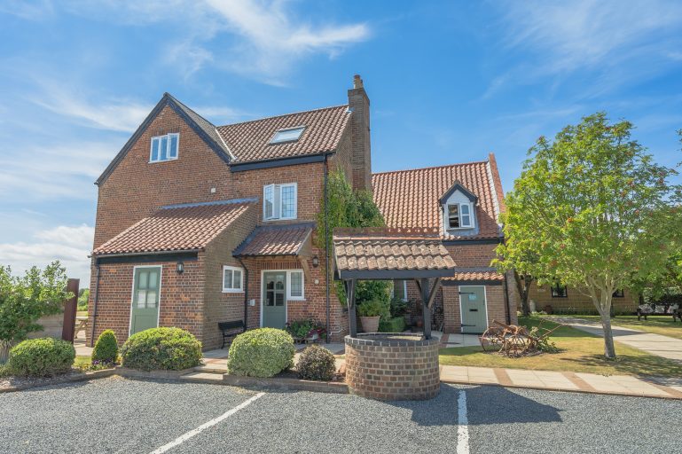 Lower Wood Farm - The Cottage